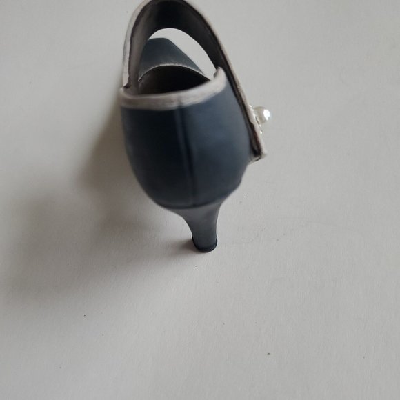 VTG S/2 OPHELIA MINI Classic COUTURE Fashion SHOE Premier 1999 Edition - Picture 6 of 8